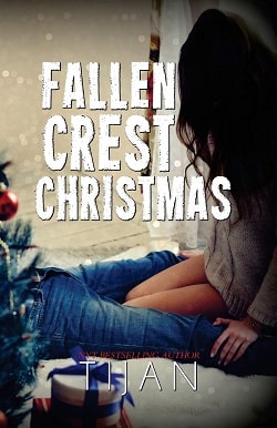 Fallen Crest Christmas (Fallen Crest High 5.25) by Tijan