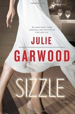 Sizzle (Buchanan-Renard 8) by Julie Garwood