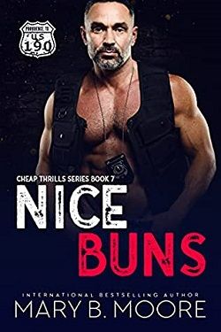 Nice Buns (Cheap Thrills 7) by Mary B. Moore